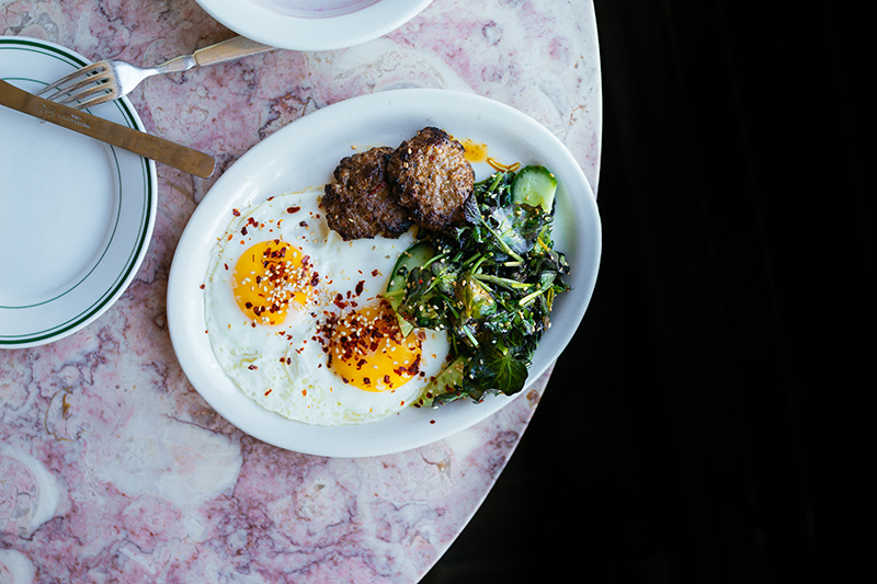 How to Take Better Breakfast Pictures for Instagram