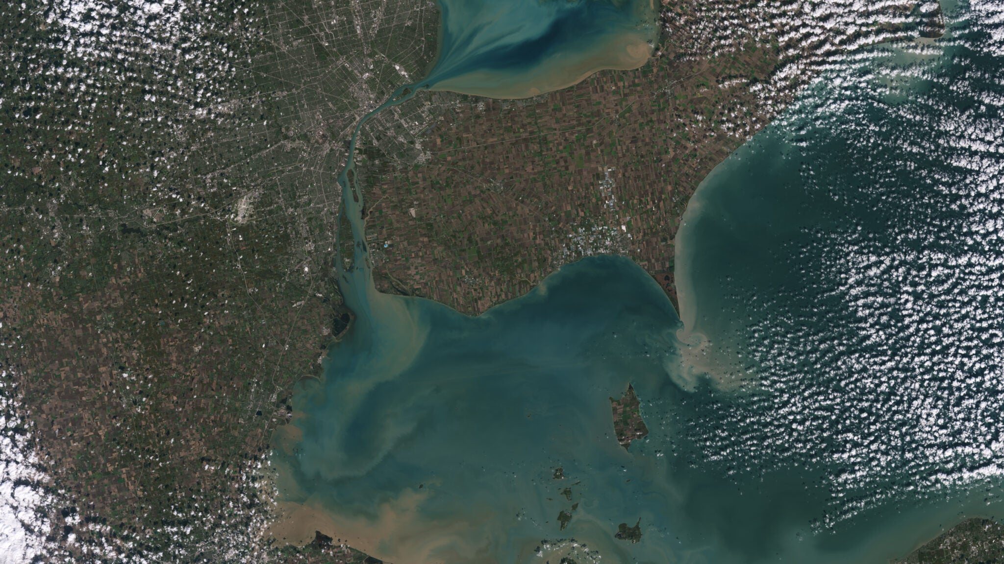 NASA’s high-tech new Earth observing satellite snaps its first shots