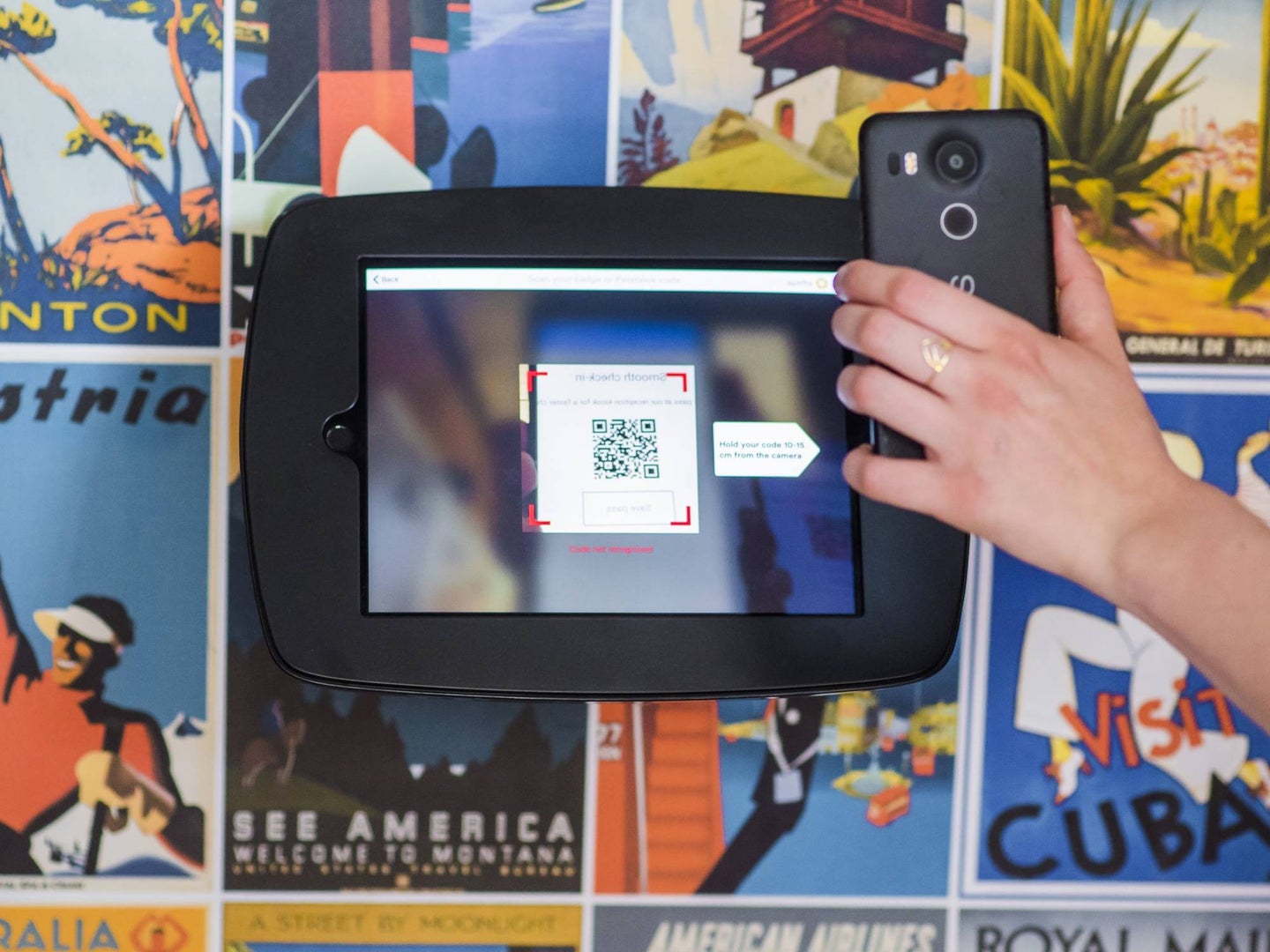 QR codes are a smart way to share your image library. Here’s how to make your own.