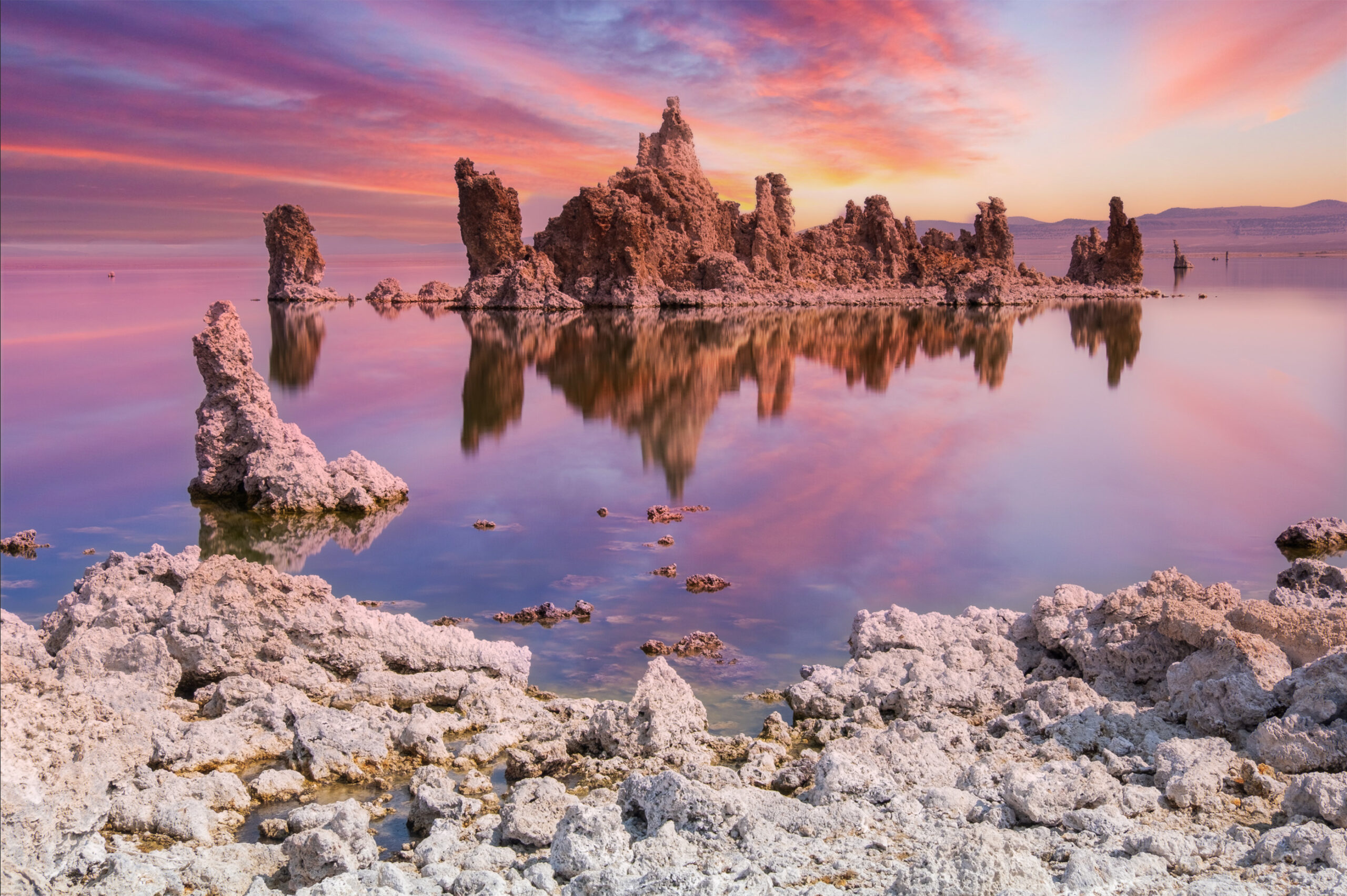 Testing 3 popular AI-powered sky replacement tools