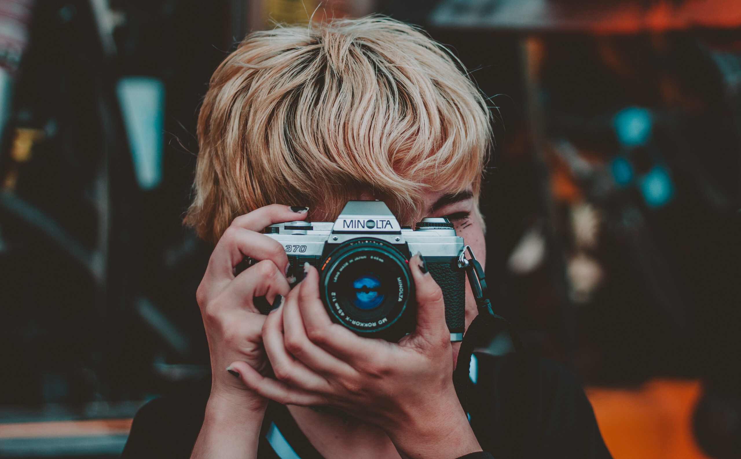 How to take better photos by thinking like an old-school photographer