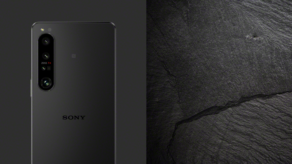 Sony unveils the world’s first smartphone with optical zoom—but is it all it’s cracked up to be?